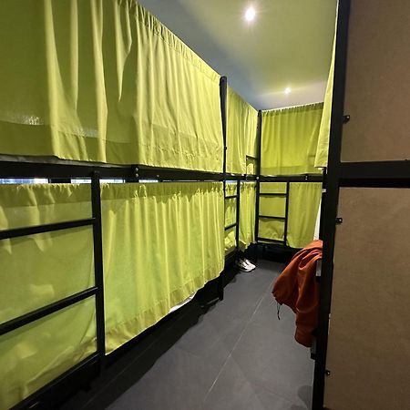Madriz Hostel المظهر الخارجي الصورة