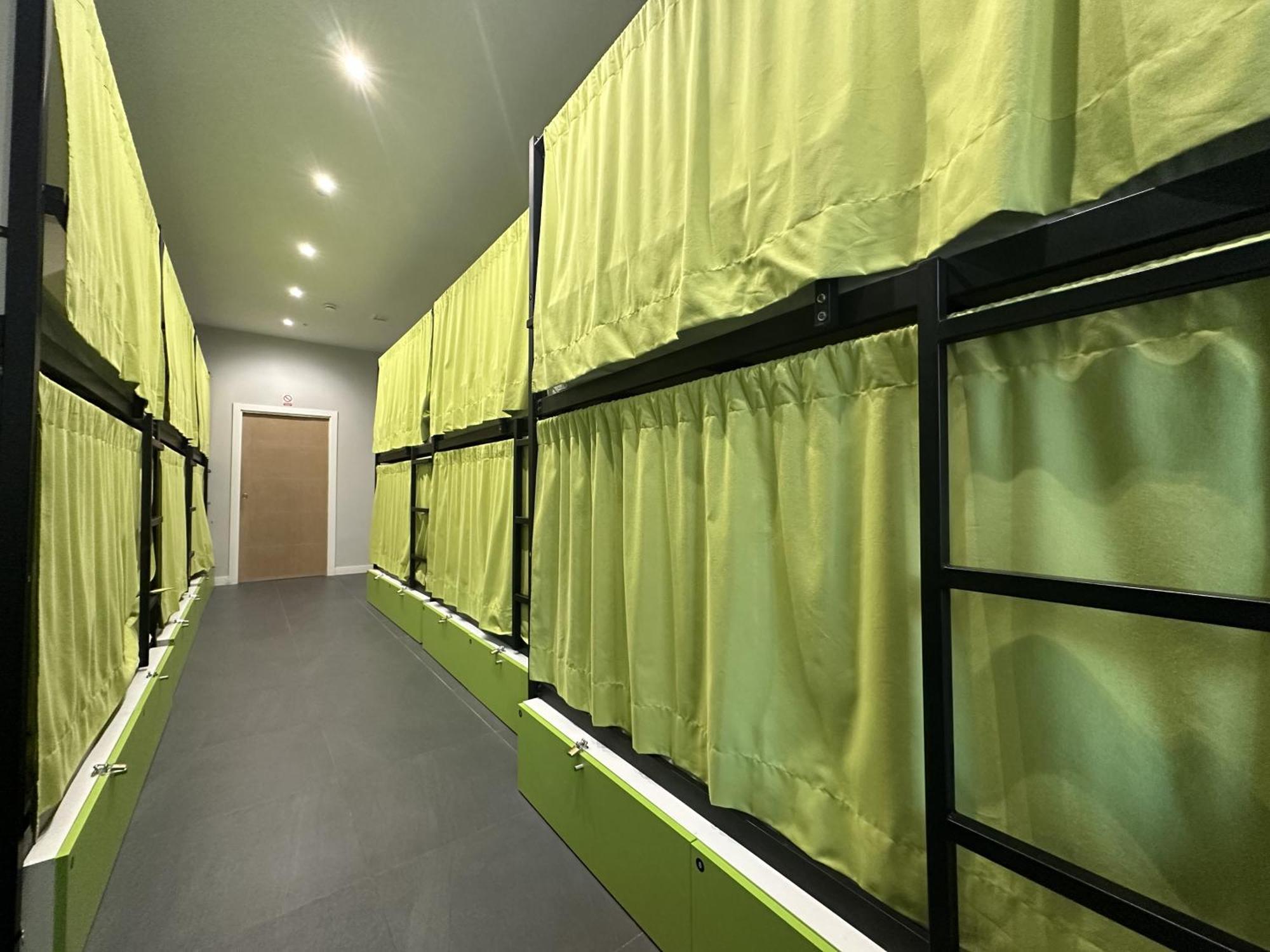Madriz Hostel المظهر الخارجي الصورة