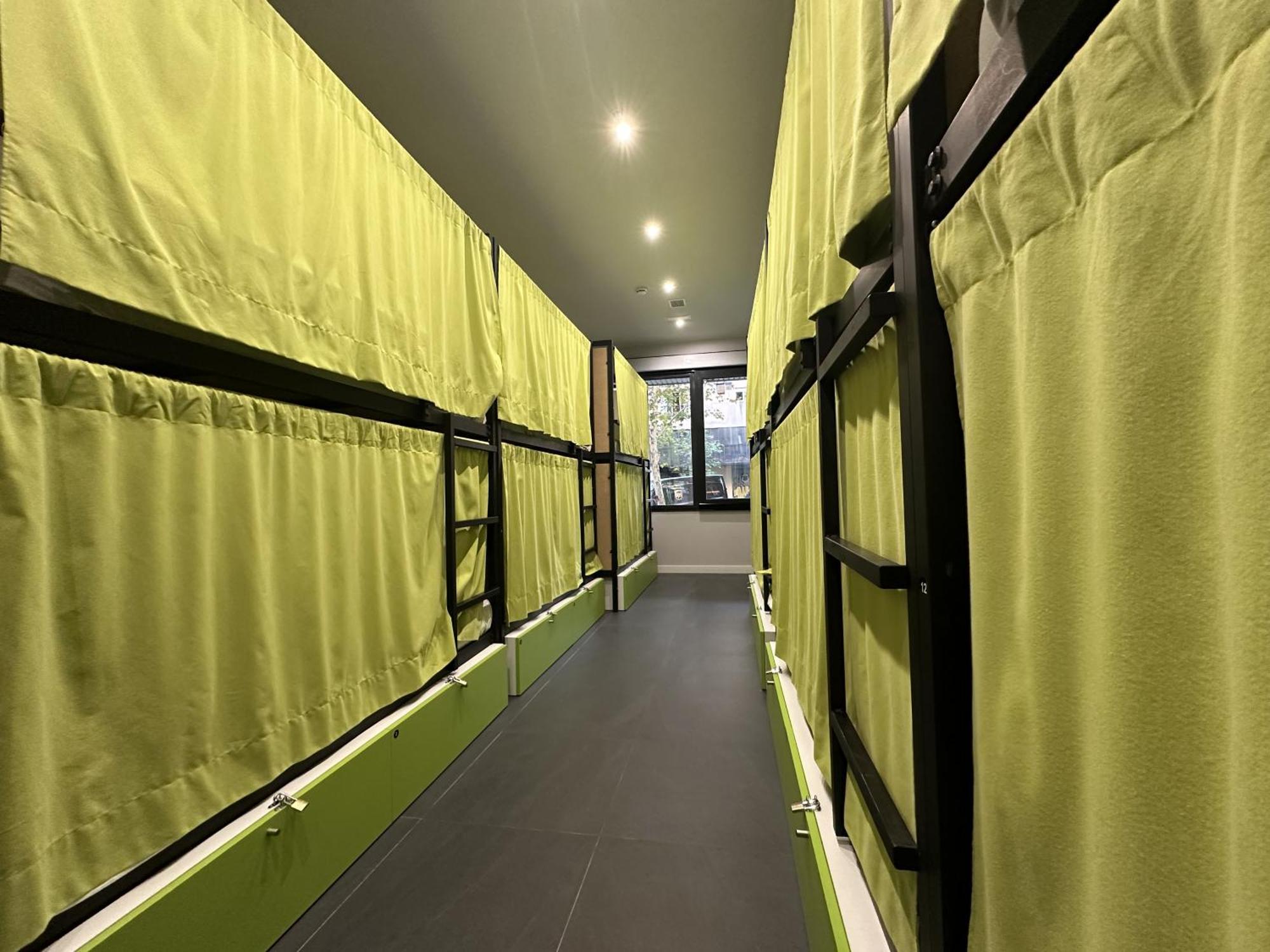 Madriz Hostel المظهر الخارجي الصورة